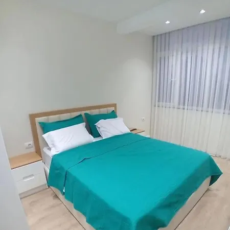 Road Blloku Area Appartement