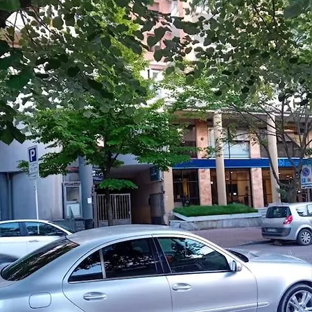 Апартаменты Road Blloku Area Тирана