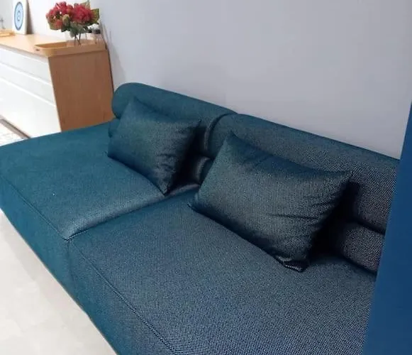 Road Blloku Area Apartman Tirana